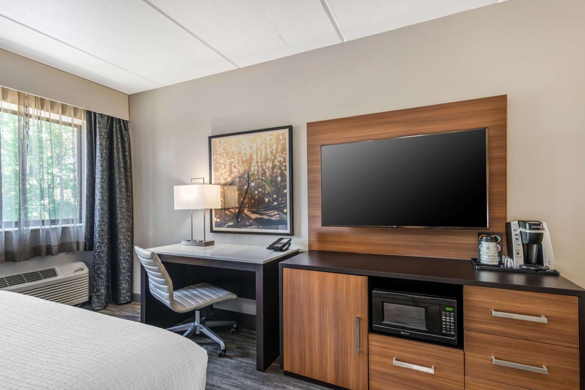 Best Western Atlanta-Marietta Ballpark Hotel Waterford Bagian luar foto