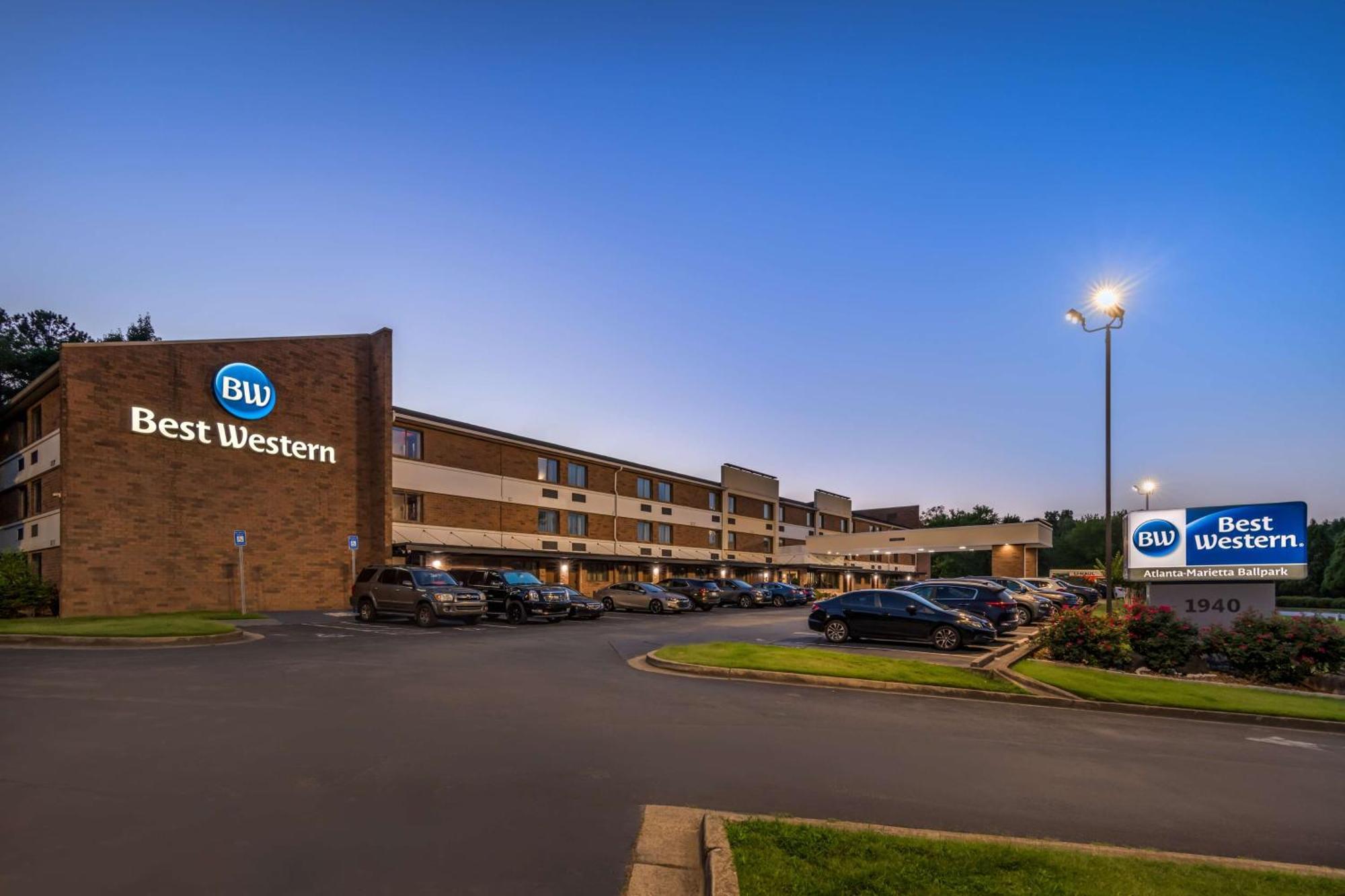 Best Western Atlanta-Marietta Ballpark Hotel Waterford Bagian luar foto